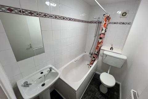 1 bedroom flat to rent, Flat 1, 147 Princes Avenue, Hull HU5 3DL