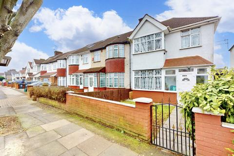 5 bedroom end of terrace house for sale, Burns Avenue, Southall, UB1