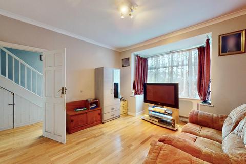 5 bedroom end of terrace house for sale, Burns Avenue, Southall, UB1