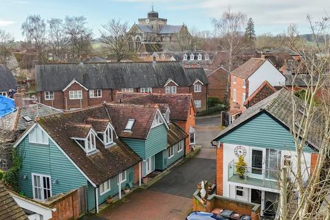 2 bedroom semi-detached house for sale, Portersbridge Street, Romsey SO51