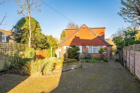 5a Cornflower Terrace, London, SE22 0HH