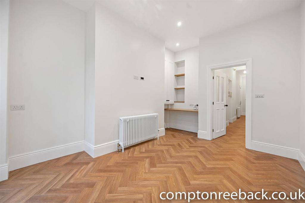 RCCR- 65 leith mansions- dining area 3 (1).jpg