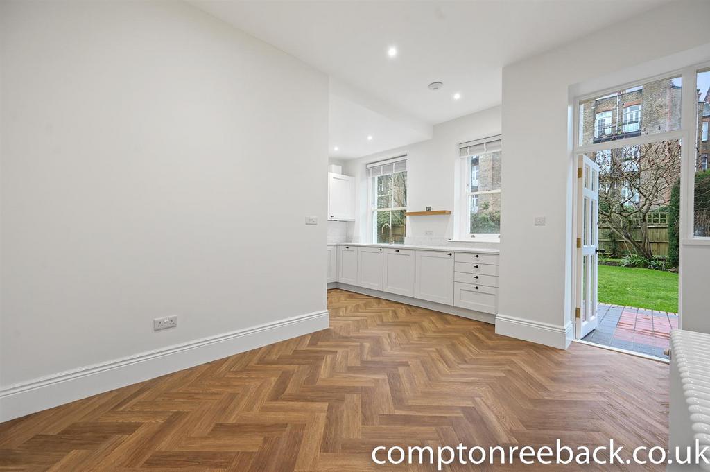 RCCR- 65 leith mansions- dining area 6 (1).jpg