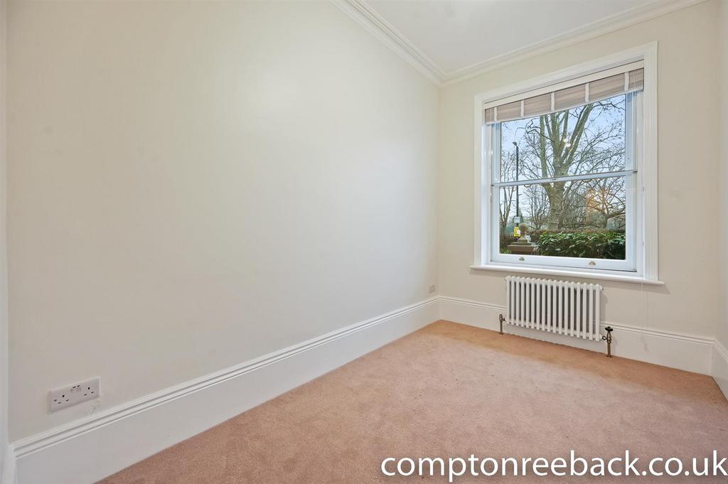 RCCR- 65 leith mansions- bedroom 3 (1).jpg