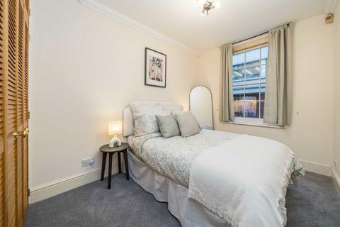 2 bedroom flat to rent, Folgate Street, London E1