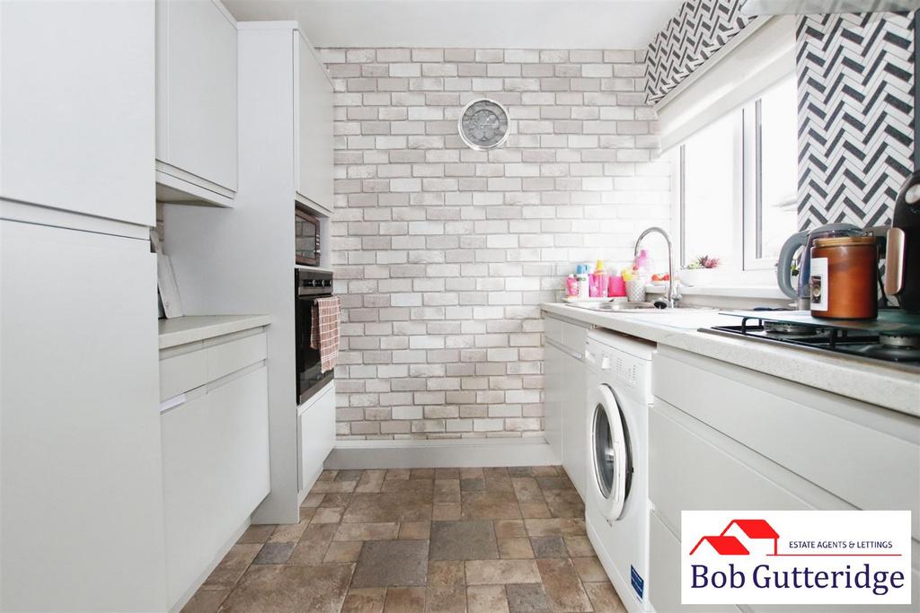 Fitted kitchen