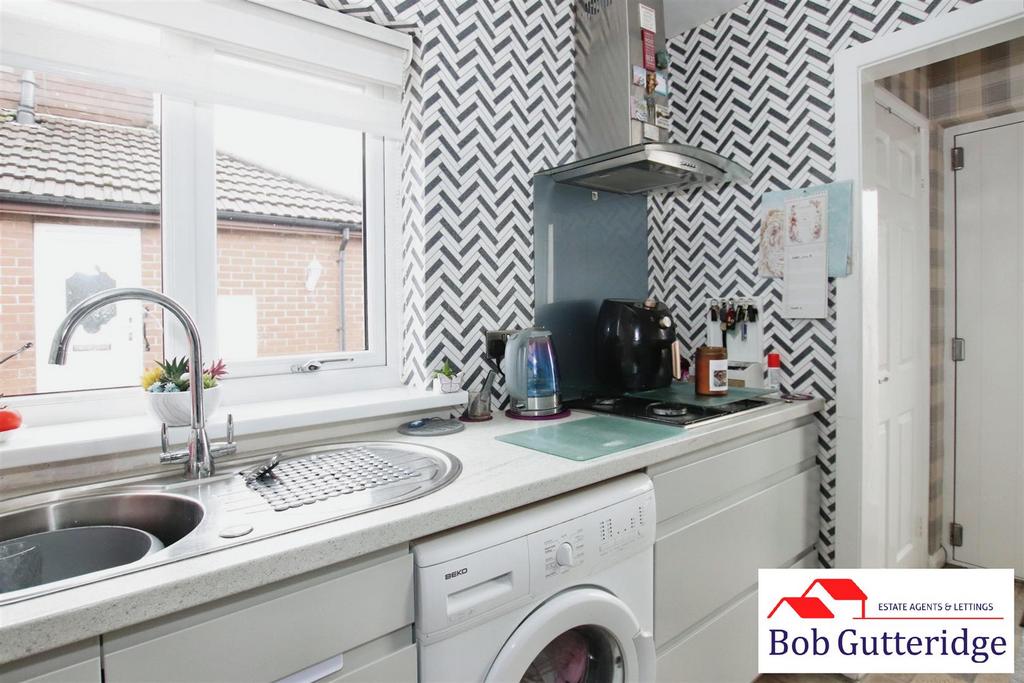 Fitted kitchen