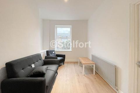 1 bedroom flat to rent, Junction Road, London, N19