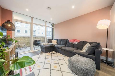 1 bedroom flat for sale, Frazer Nash Close, Isleworth TW7