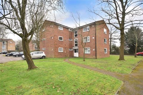 9, Wentworth Aurum Close, Horley, RH6 9BE