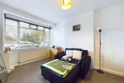 2 bedroom apartment to rent, Park Road, East Twickenham