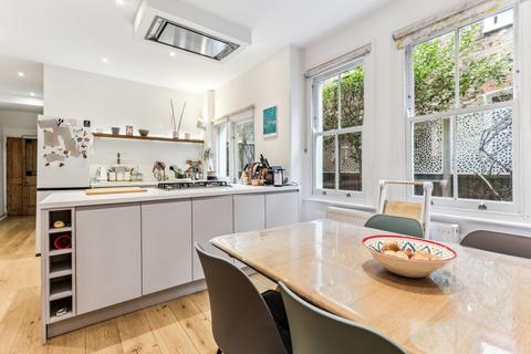 3 bedroom apartment for sale, Telford Avenue, SW2