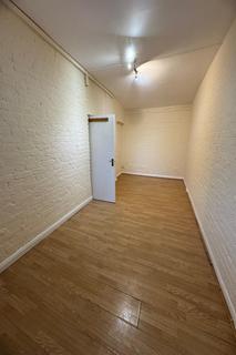 1 bedroom flat to rent, Cavendish Road, Finsbury Park N4