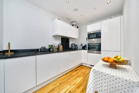 1 bedroom flat to rent, Upper North Street, Tower Hamlets, London, E14