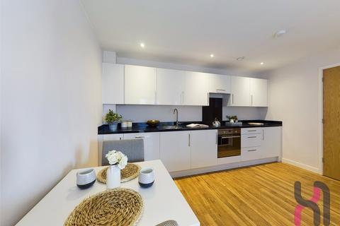 2 bedroom flat for sale, The Exchange, 8 Elmira Way, Salford Quays, Greater Manchester, M5