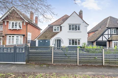 3 bedroom detached house for sale, Chessel Avenue, Bitterne, Southampton, Hampshire, SO19