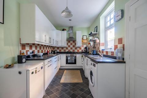 2 bedroom terraced house for sale, Poppleton Road, York