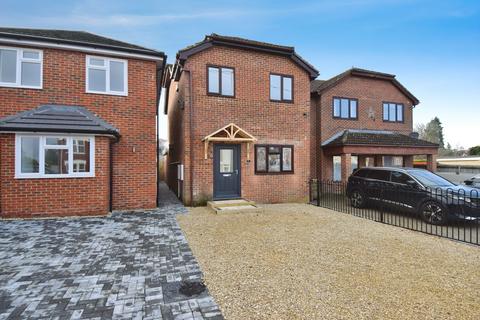 3 bedroom semi-detached house for sale, Bulford Road, Durrington, SP4 8DL