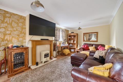 5 bedroom detached house for sale, Spinney Grove, Evesham, Worcestershire