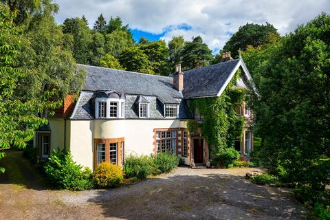 undefined, Drumnadrochit, Inverness, Highland