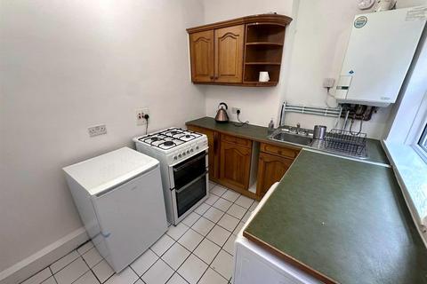 3 bedroom house to rent, Station Road, Birmingham B17