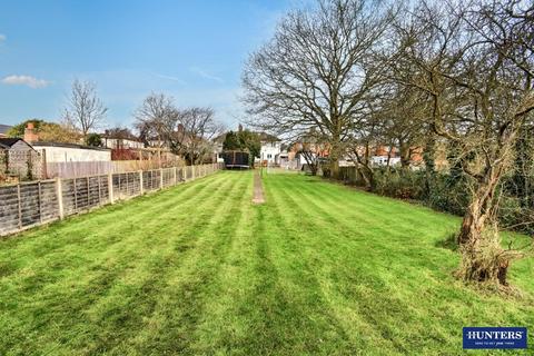 4 bedroom semi-detached house for sale, Newton Lane, Wigston