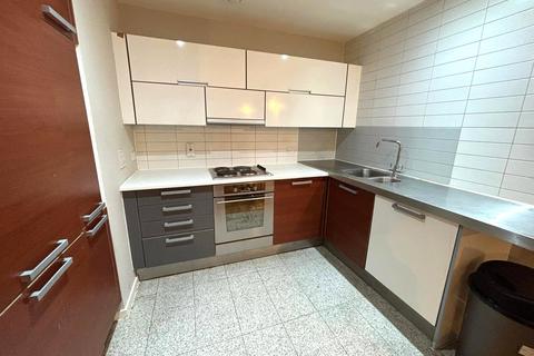 2 bedroom apartment to rent, Goulden Street, Manchester, Greater Manchester, M4