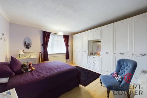 32 Deane Croft Road, Pinner, HA5 1SR