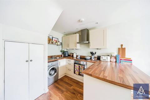 1 bedroom end of terrace house for sale, Market Place, Northamptonshire NN13