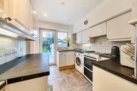 3 bedroom semi-detached house for sale, Wricklemarsh Road, London