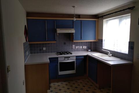 3 bedroom terraced house to rent, Bellarmine Close, London SE28