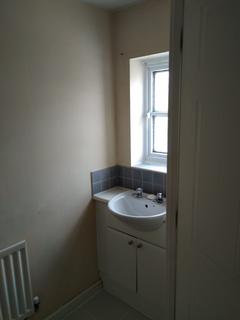 3 bedroom terraced house to rent, Bellarmine Close, London SE28