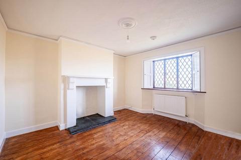 3 bedroom house to rent, Station Road, Badminton