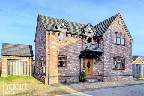 Hurst Avenue, March