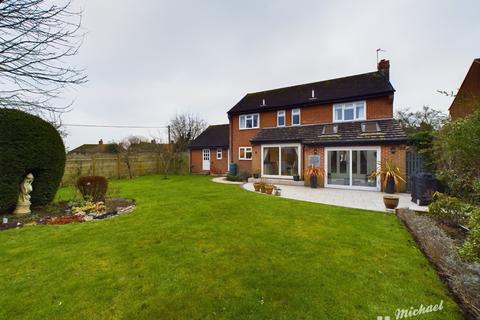 4 bedroom detached house for sale, The Pightle, Oving, Aylesbury, Buckinghamshire