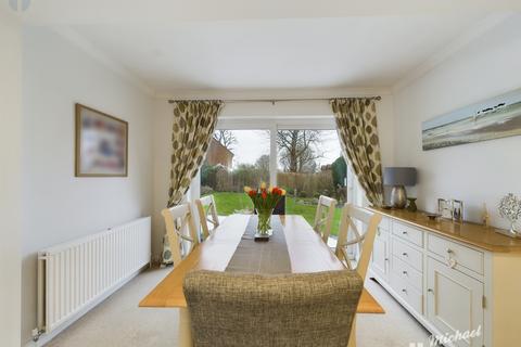 4 bedroom detached house for sale, The Pightle, Oving, Aylesbury, Buckinghamshire