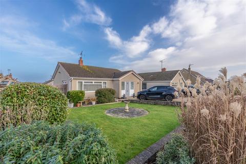 3 bedroom detached bungalow for sale, Waveney Road, Keynsham, Bristol