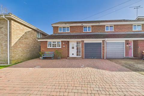 4 bedroom semi-detached house for sale, Byways, Yateley, Hampshire, GU46