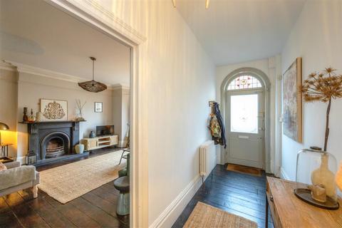 5 bedroom end of terrace house for sale, 428 Crookesmoor Road, Broomhill, Sheffield