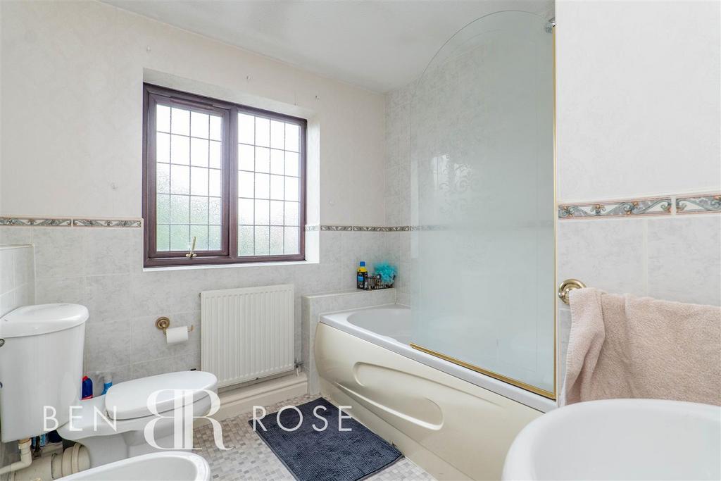 Master Ensuite