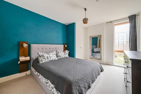 2 bedroom flat for sale, 4 Barry Blandford Way, London E3