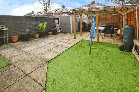 16 Brooke Avenue, Exeter, EX2 6DA