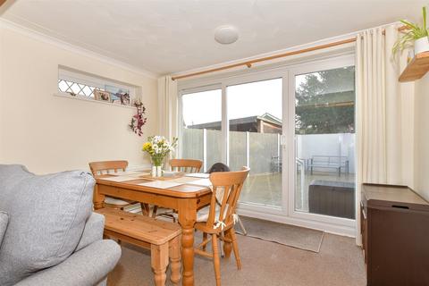 3 bedroom chalet for sale, Nautilus Close, Sheerness ME12