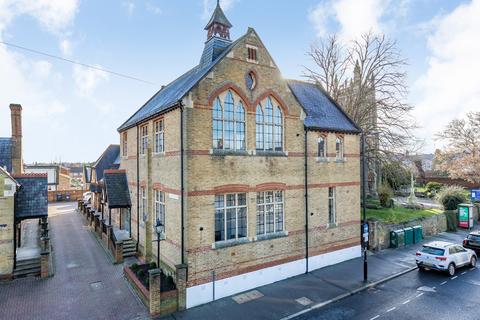 2 bedroom flat for sale, Moulsham Street, Chelmsford, CM2