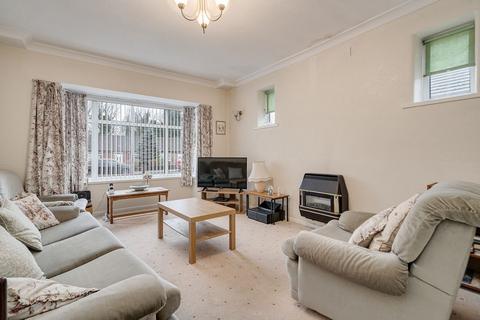 108 Bishops Road, Bolton, BL3 2JE