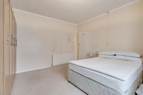 108 Bishops Road, Bolton, BL3 2JE