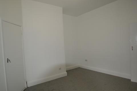 2 bedroom ground floor flat to rent, Chandos Street, Gateshead, NE8