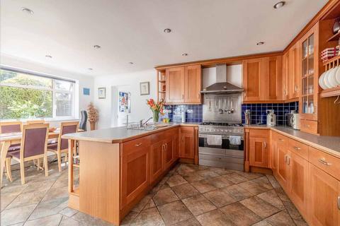 Annalyn Cecil Road, Iver, SL0 9PS