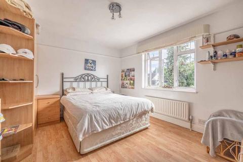 Annalyn Cecil Road, Iver, SL0 9PS