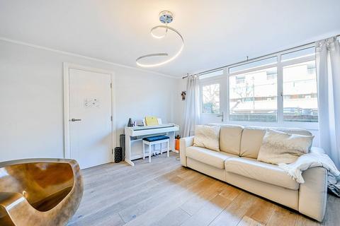 1 bedroom flat for sale, Cheyne Path, Hanwell, London, W7